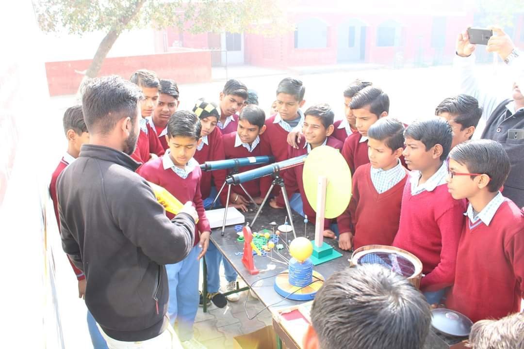 Govt. Sr. Sec. School, Village Amin: Circus of Science