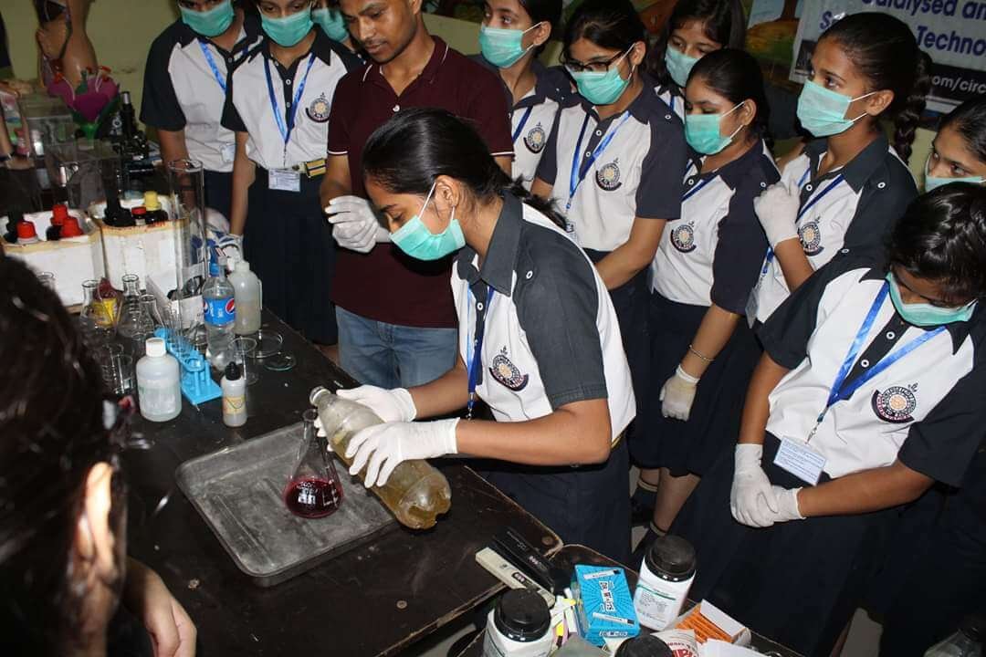 Students of Chaman Vatika Gurukul Ambala witnessed Mobile Science Laboratory