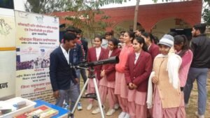 1351 students from 6 schools learnt basic principles of science through hands-on activities