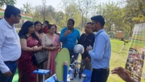 Mobile Science Lab conducted exhibition in Science Fair at Yamunanagar